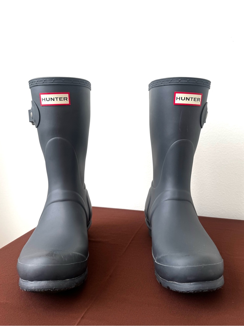 Hunter Women’s Matte Navy Short Rubber Rain Boots